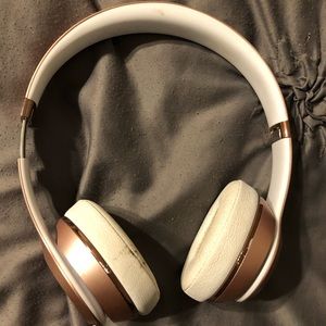Wireless rose gold beats